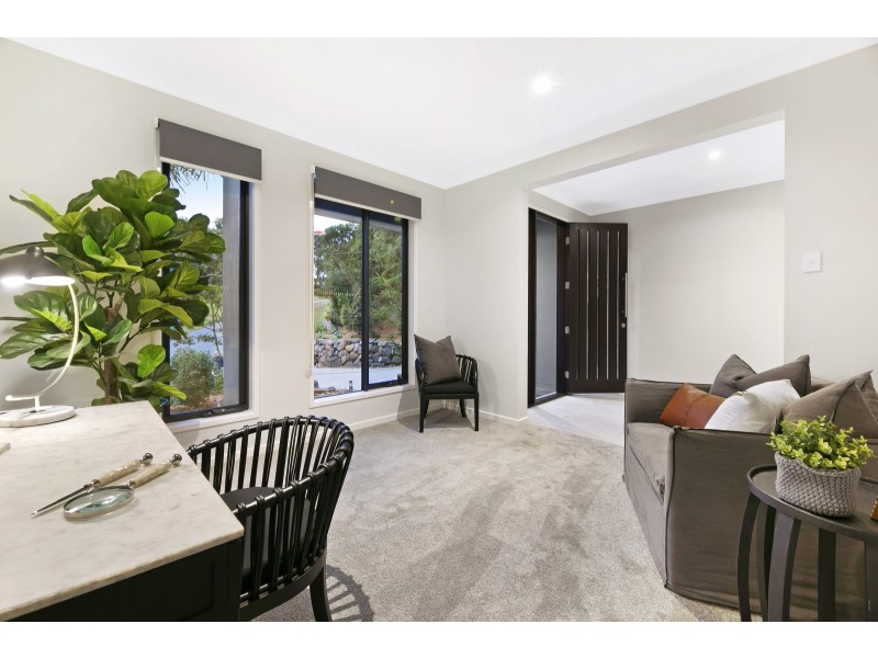 32A Viscount Drive, Tallai QLD 4213