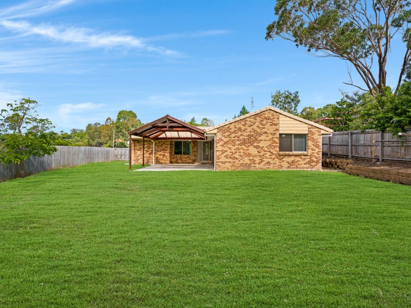 55 Universal Street, Pacific Pines QLD 4211