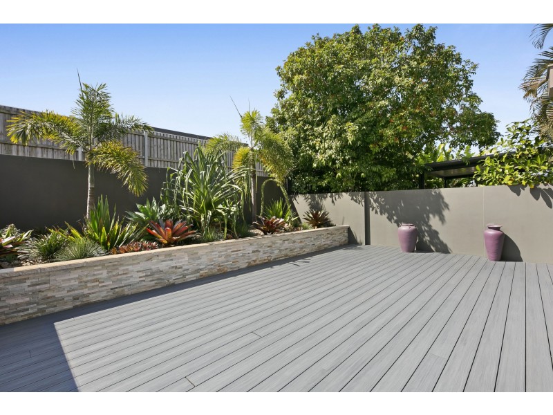 2/14 Heights Drive, Robina QLD 4226