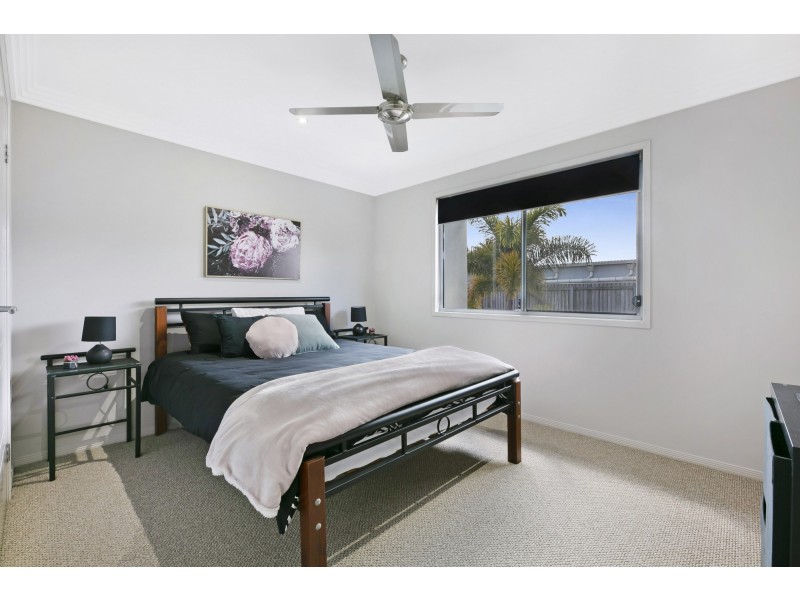 2/14 Heights Drive, Robina QLD 4226