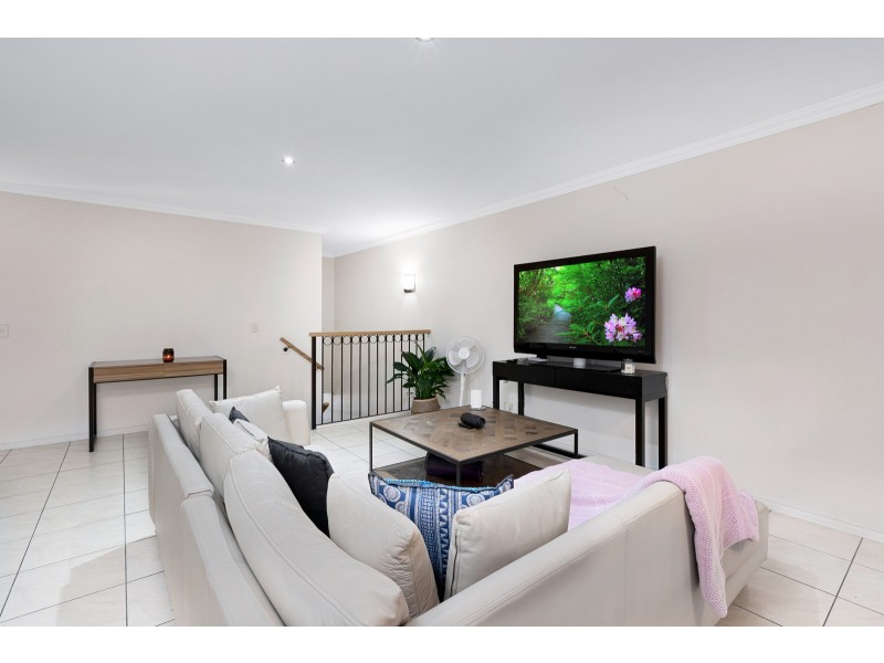 98/4 University Drive, Robina QLD 4226