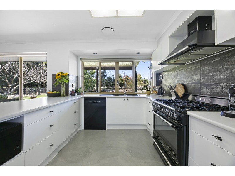 406 Tallebudgera Creek Road, Tallebudgera Valley QLD 4228