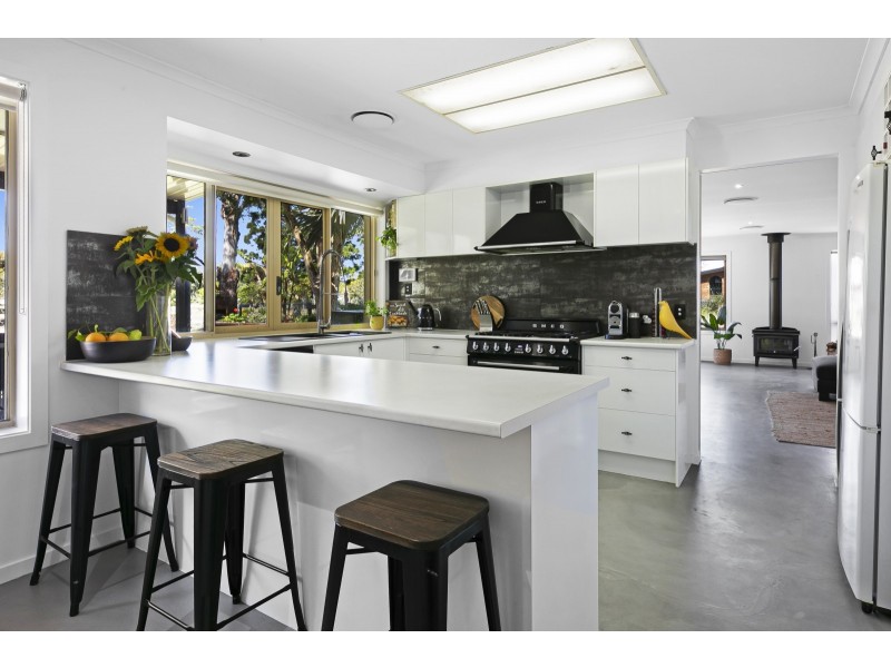 406 Tallebudgera Creek Road, Tallebudgera Valley QLD 4228