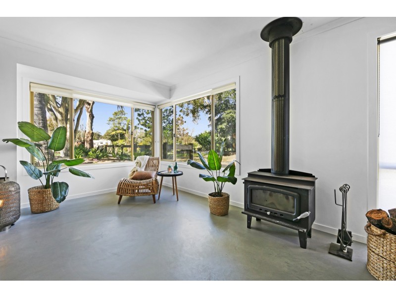 406 Tallebudgera Creek Road, Tallebudgera Valley QLD 4228