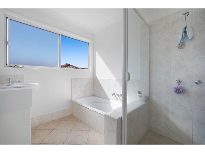 23 Highgate Lane, Robina QLD 4226