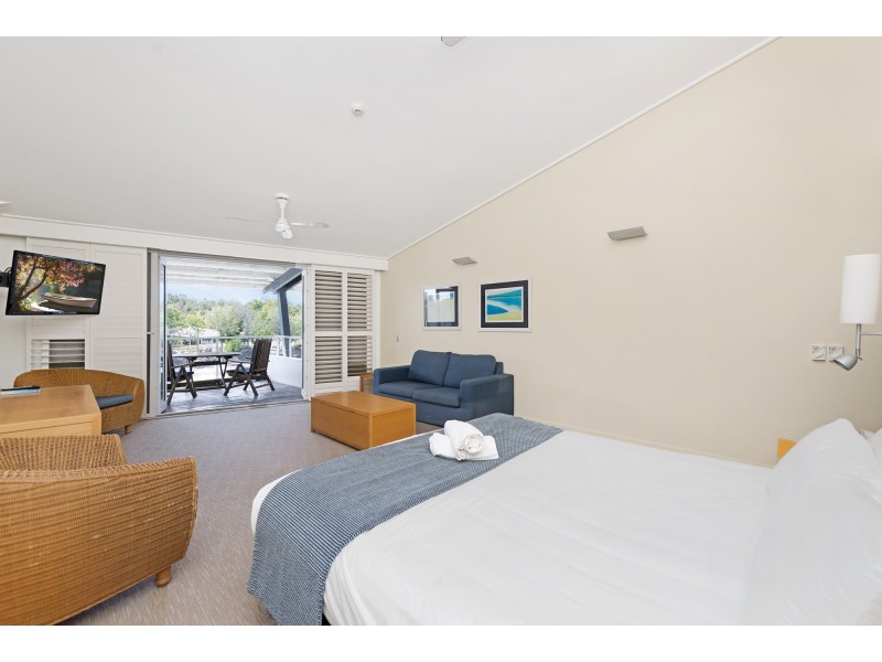 Unit 1905 Island St, Couran Cove, South Stradbroke QLD 4216