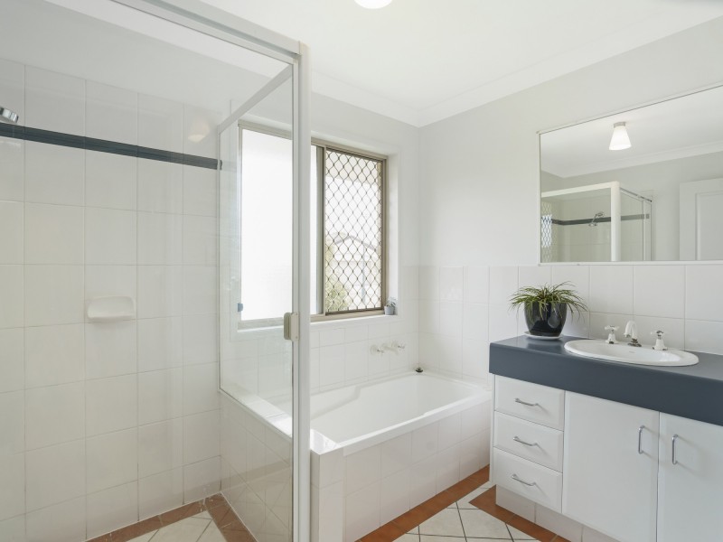 1/14 Dartmouth Court, Varsity Lakes QLD 4227