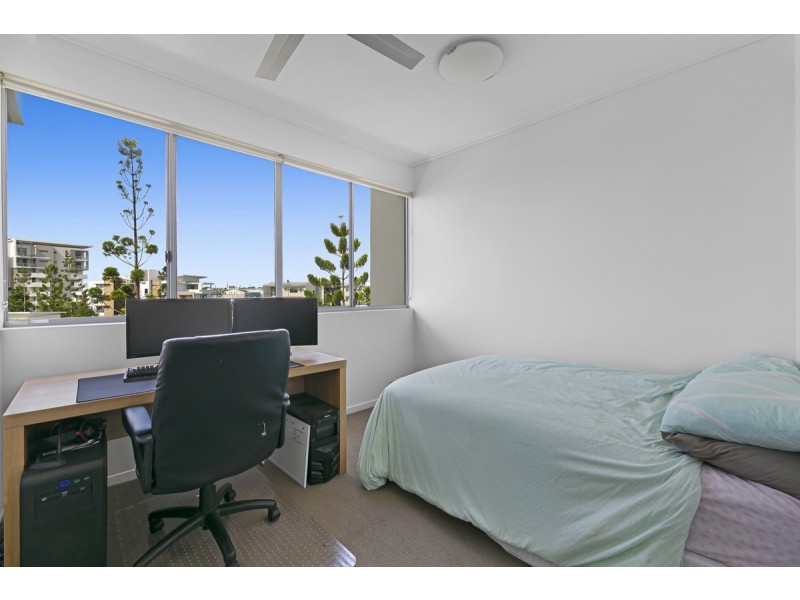 223/60 Riverwalk Avenue, Robina QLD 4226