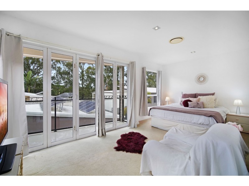 2/23 Andromeda Parade, Robina QLD 4226