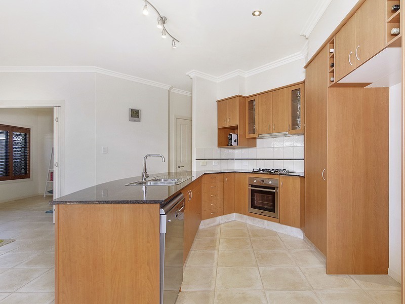 15 Andorra Place, Varsity Lakes QLD 4227