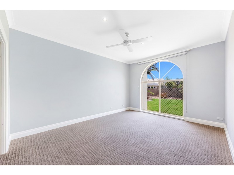 30 Kirralee Drive, Robina QLD 4226