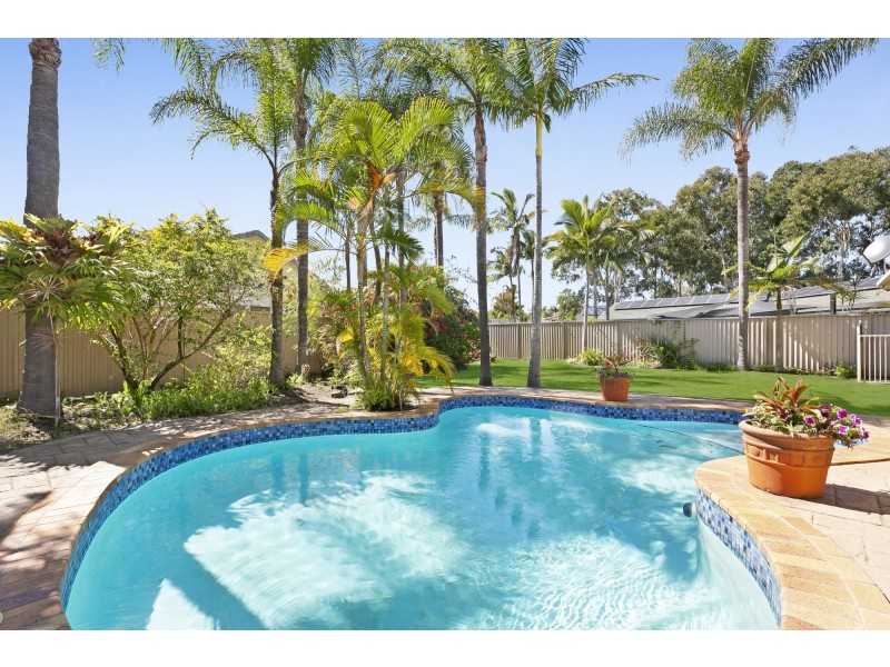 78 Newport Drive, Robina QLD 4226