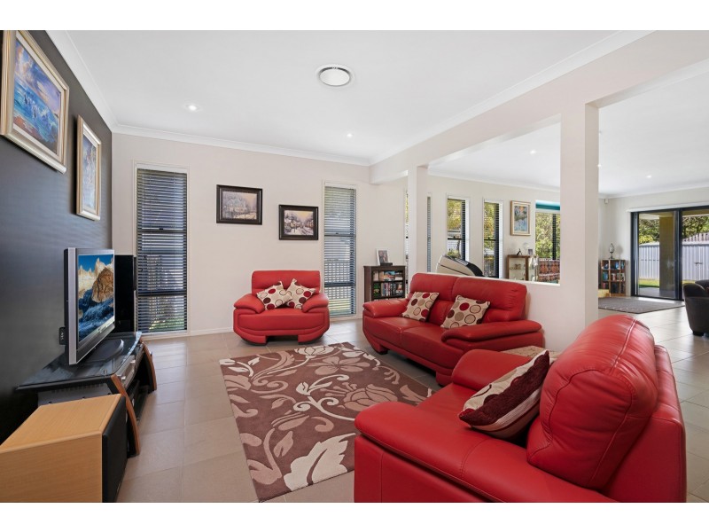 10 Observatory Drive, Reedy Creek QLD 4227