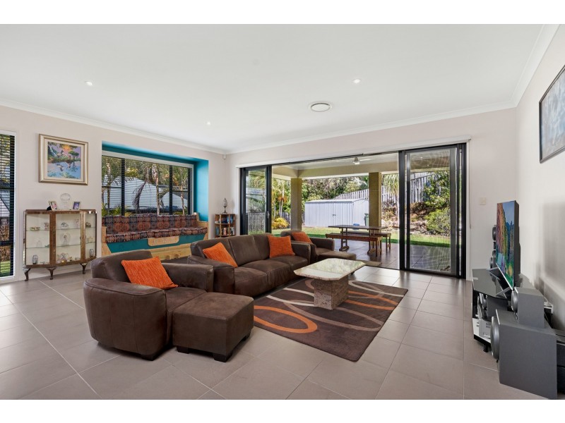 10 Observatory Drive, Reedy Creek QLD 4227