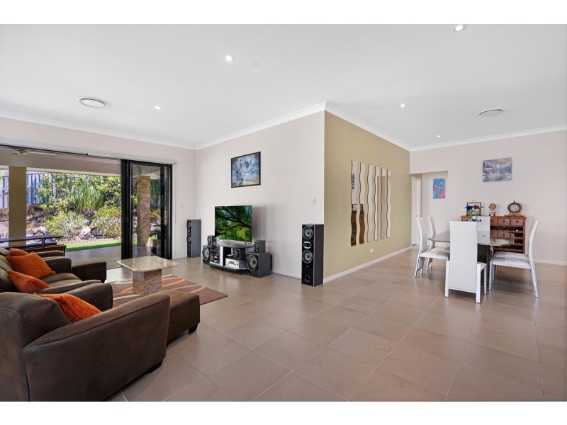 10 Observatory Drive, Reedy Creek QLD 4227