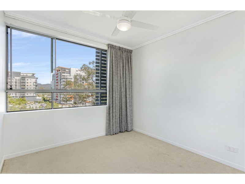 123/2 Riverwalk Avenue, Robina QLD 4226