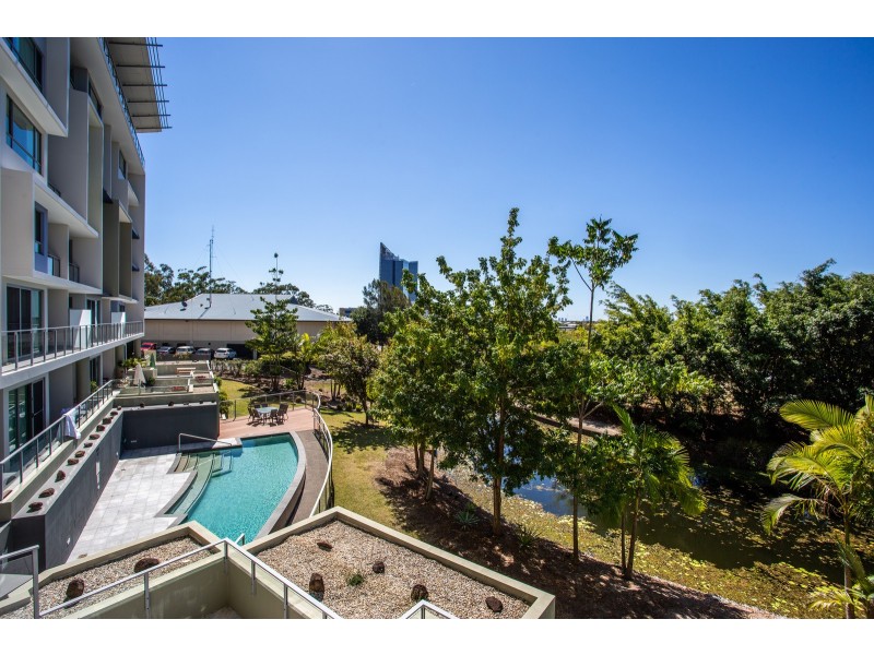123/2 Riverwalk Avenue, Robina QLD 4226