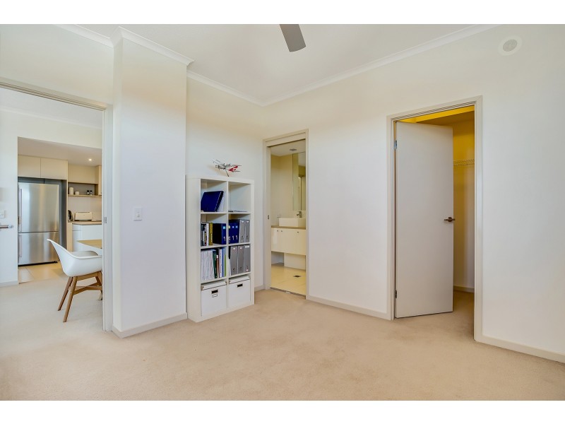 171/133 Laver Drive, Robina QLD 4226