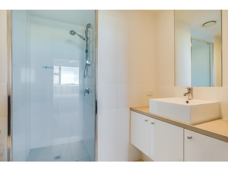 171/133 Laver Drive, Robina QLD 4226