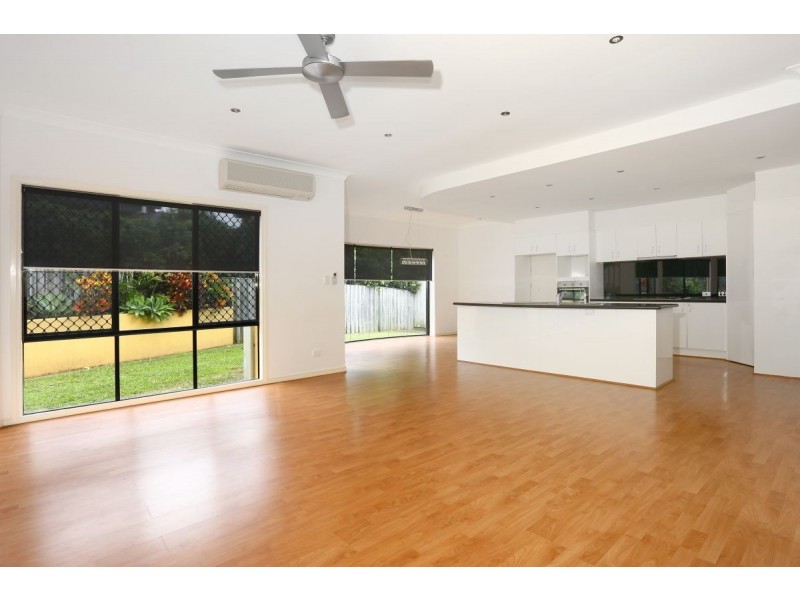 27 Hillridge Crescent, Varsity Lakes QLD 4227