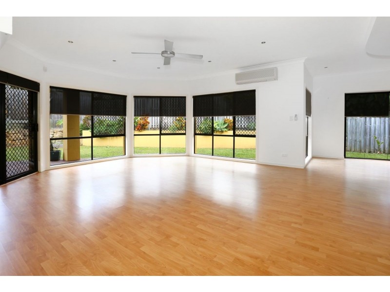 27 Hillridge Crescent, Varsity Lakes QLD 4227