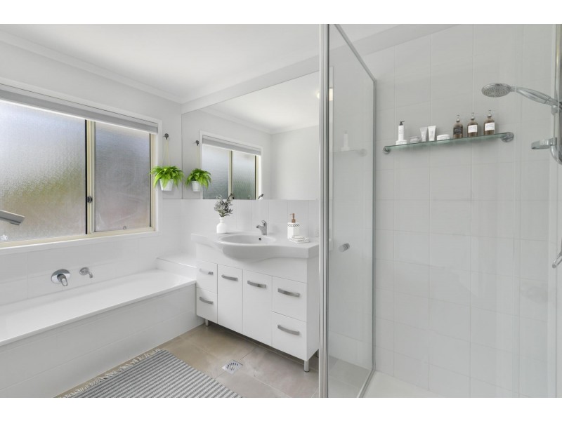 15 Anembo Avenue, Pimpama QLD 4209