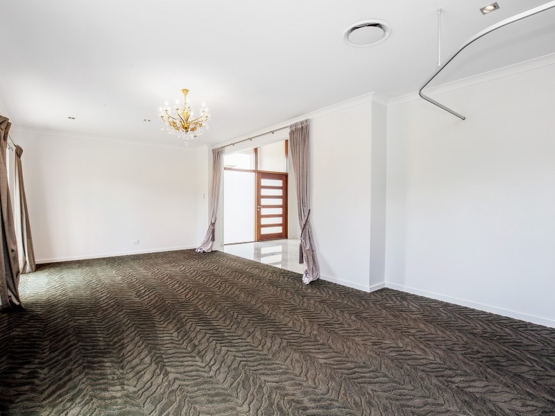 13 Skywatch Circuit, Reedy Creek QLD 4227