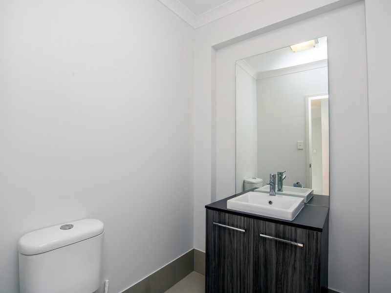 13 Skywatch Circuit, Reedy Creek QLD 4227