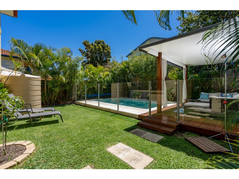 1/4 Leopardwood Circuit, Robina QLD 4226