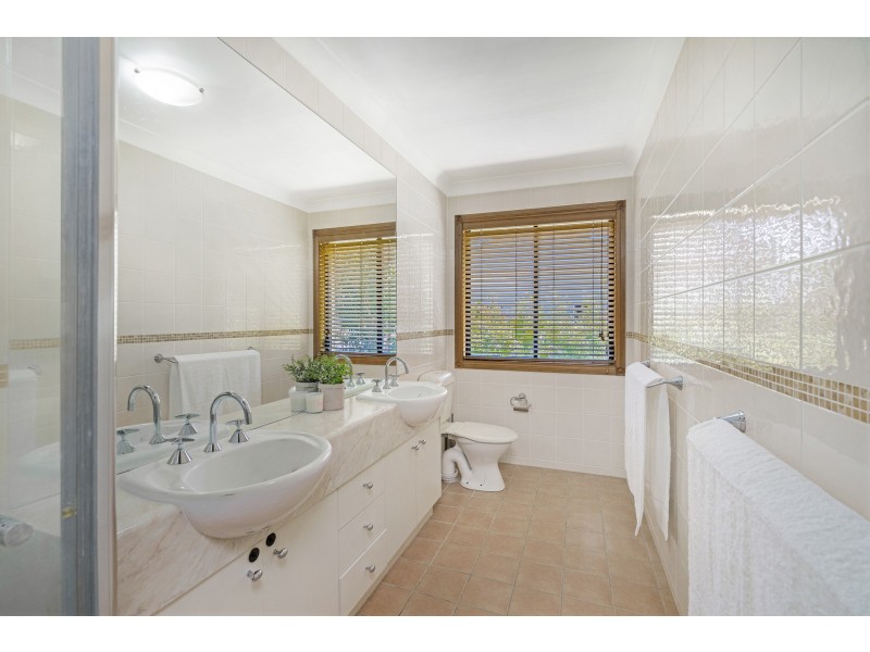 1/4 Leopardwood Circuit, Robina QLD 4226