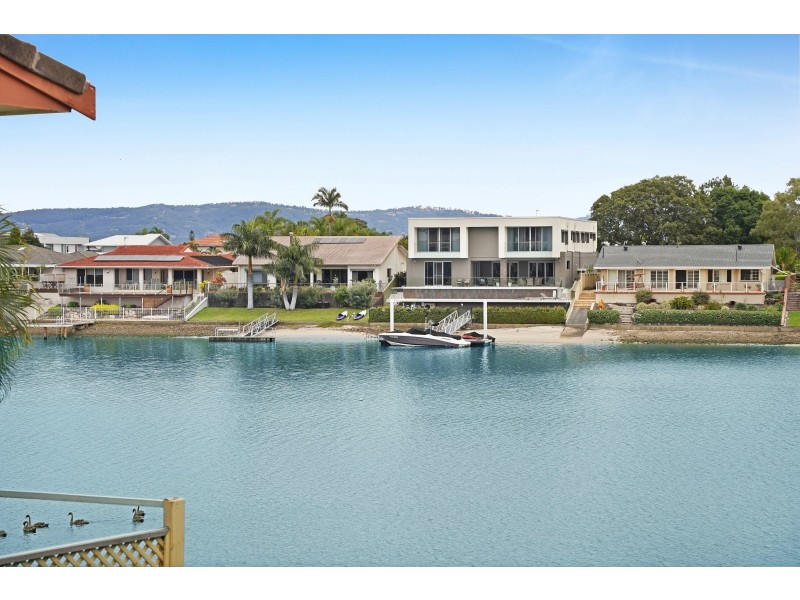 7/10 Aquila Court, Mermaid Waters QLD 4218