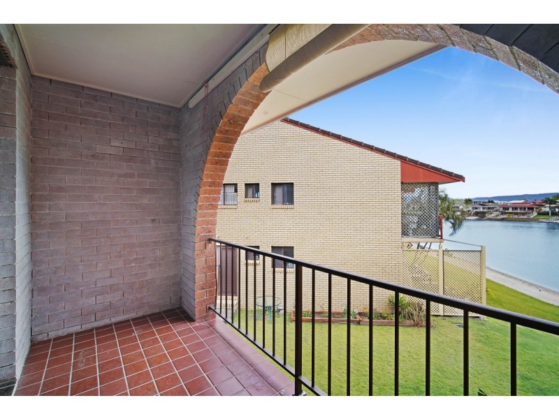 7/10 Aquila Court, Mermaid Waters QLD 4218