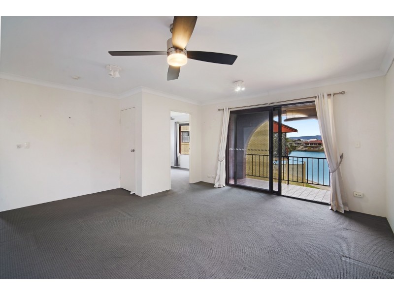 7/10 Aquila Court, Mermaid Waters QLD 4218