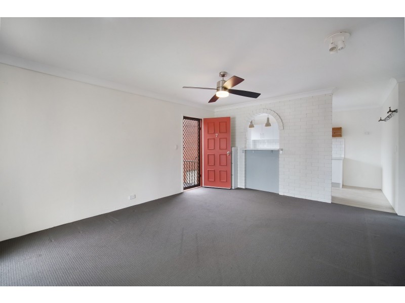 7/10 Aquila Court, Mermaid Waters QLD 4218