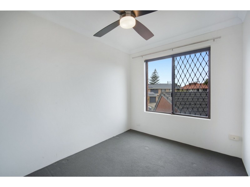 7/10 Aquila Court, Mermaid Waters QLD 4218