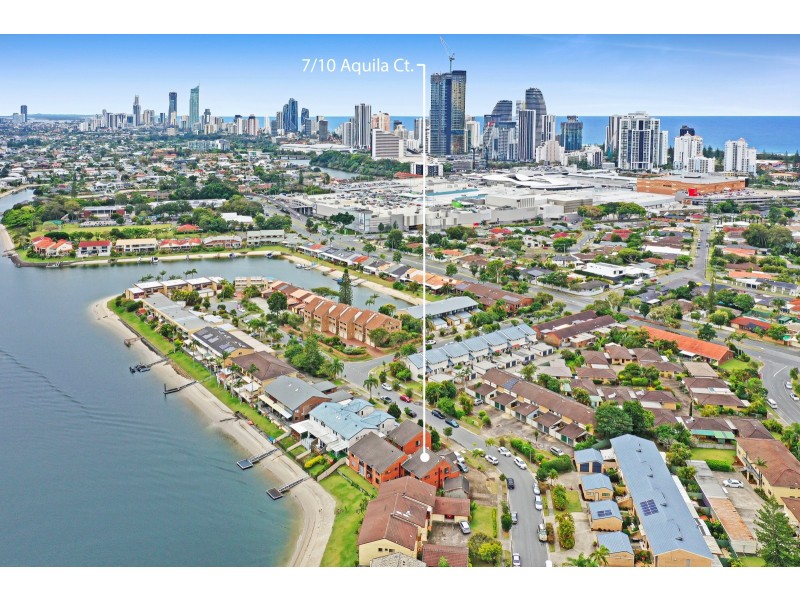 7/10 Aquila Court, Mermaid Waters QLD 4218