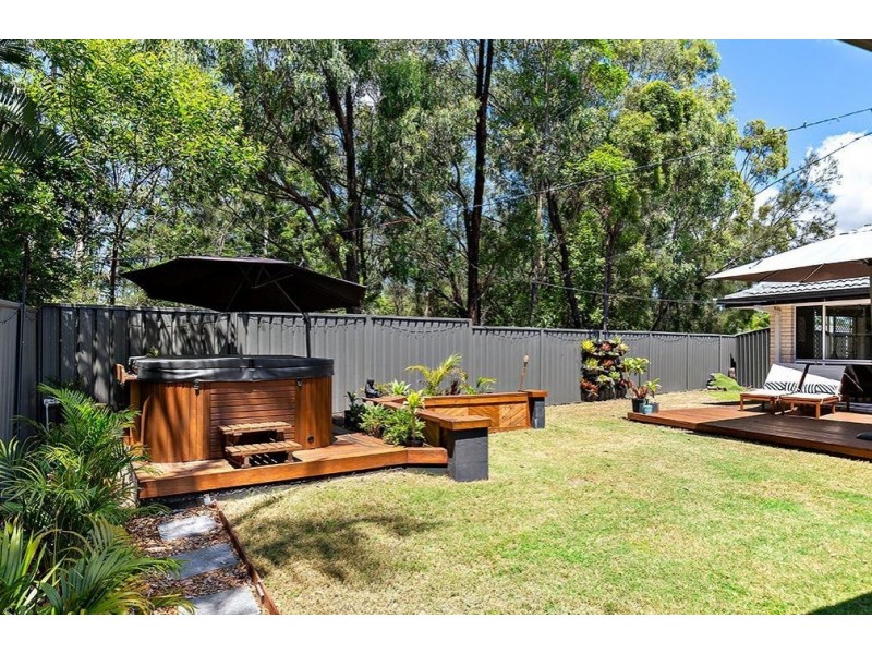 19 Wattle Glen Place, Robina QLD 4226