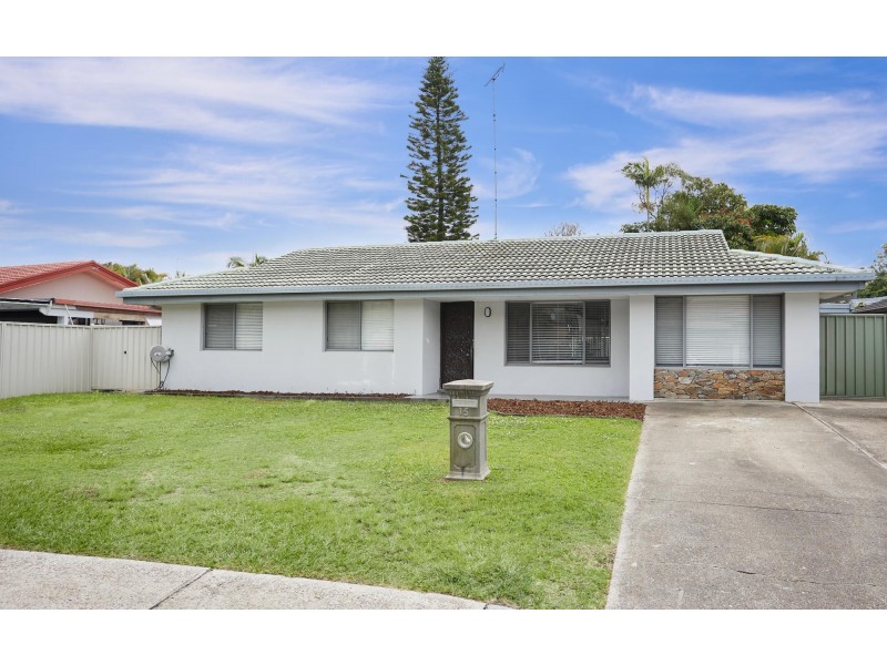 15 Tumbarumba Avenue, Ashmore QLD 4214