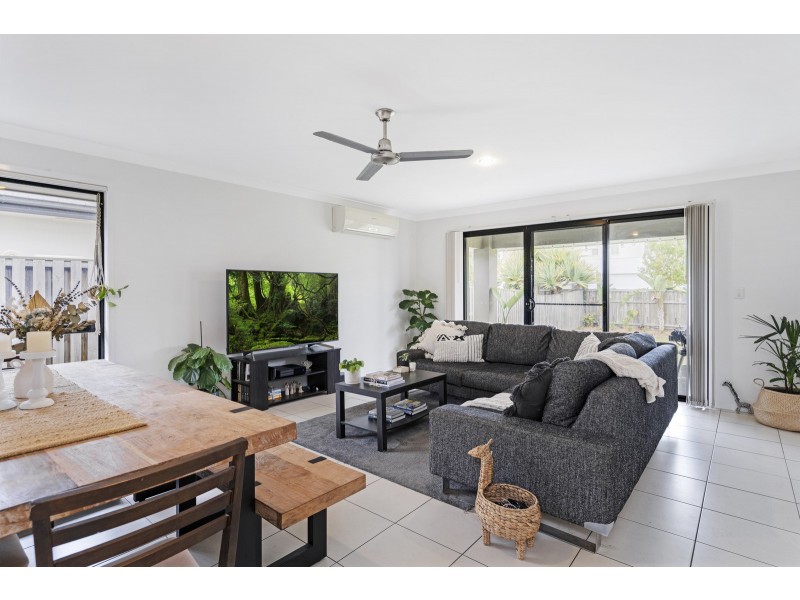 83/19 Santa Barbara  Road, Hope Island QLD 4212