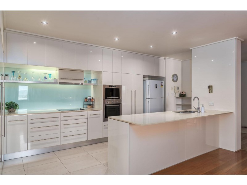 216/1 Toombul Avenue, Miami QLD 4220