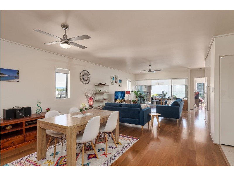 216/1 Toombul Avenue, Miami QLD 4220