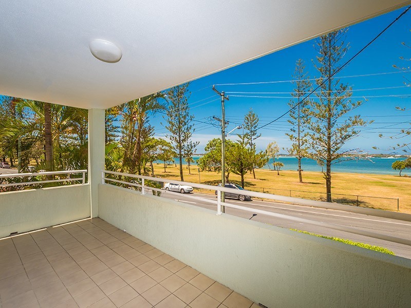 3/194 Marine Parade, Labrador QLD 4215