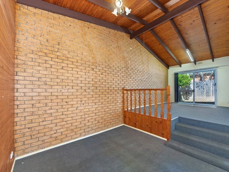 27/22 North Road, Woodridge QLD 4114