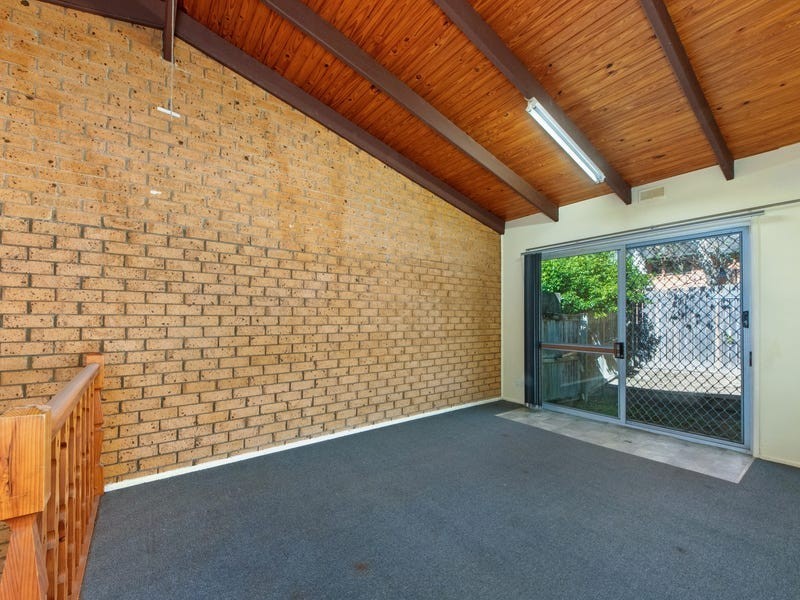 27/22 North Road, Woodridge QLD 4114