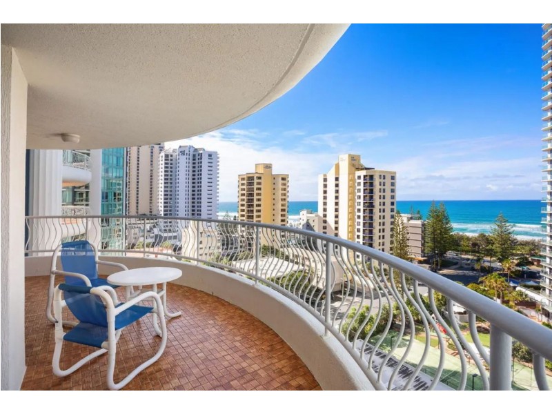 11C/30 Laycock, Surfers Paradise QLD 4217