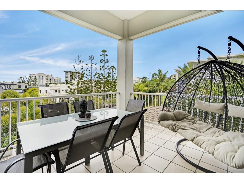 30/1 Riverwalk Avenue, Robina QLD 4226