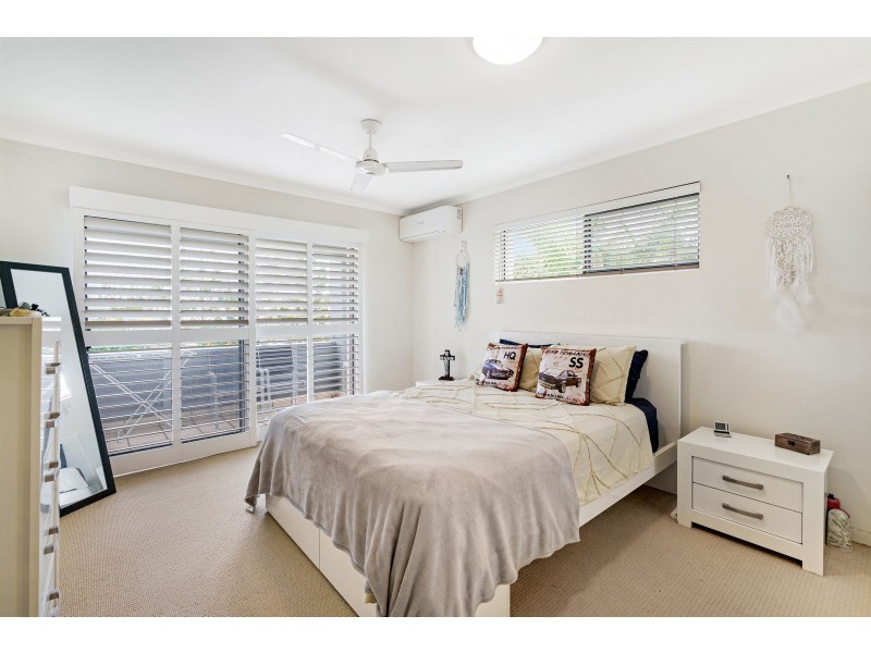 30/1 Riverwalk Avenue, Robina QLD 4226