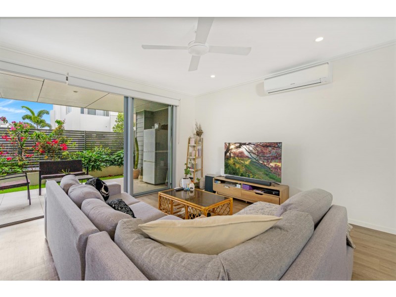 292/1 Vue Boulevard, Robina QLD 4226