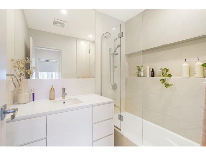 292/1 Vue Boulevard, Robina QLD 4226