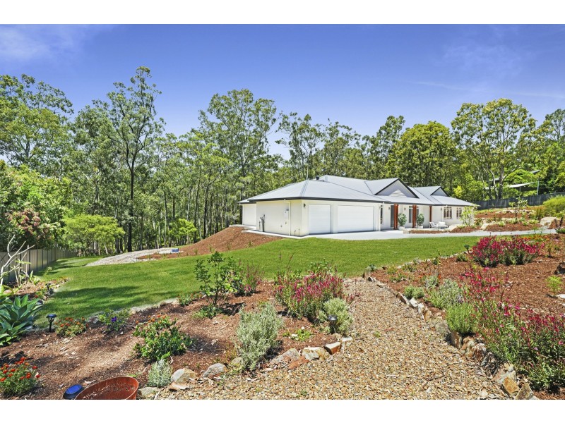 24 Tarrant Drive, Mudgeeraba QLD 4213